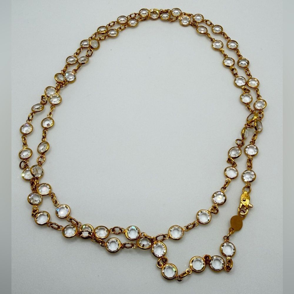 36" Vintage stamped Austrian gold tone and‎ bezel set crystal necklace!